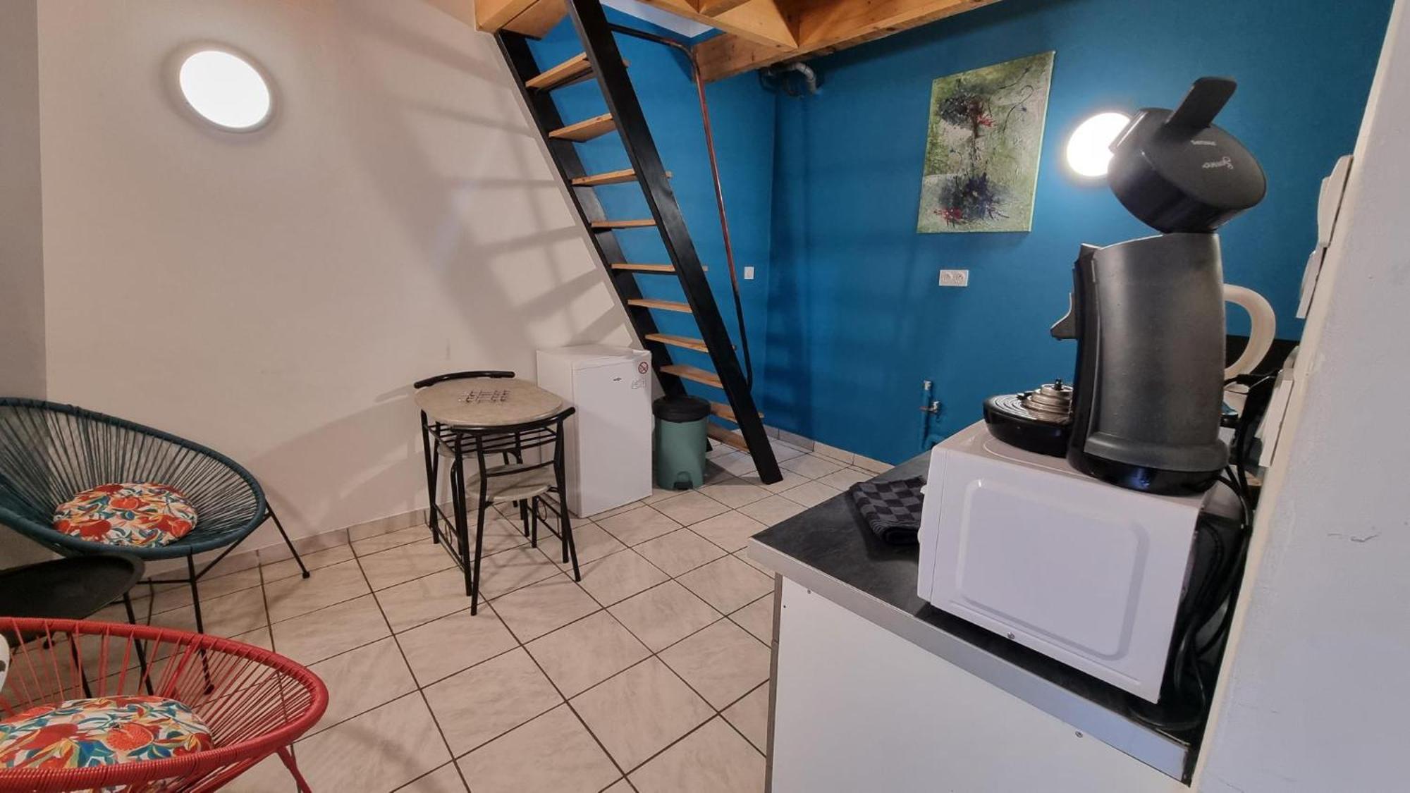 Impasse Secrete - Duplex - Wifi